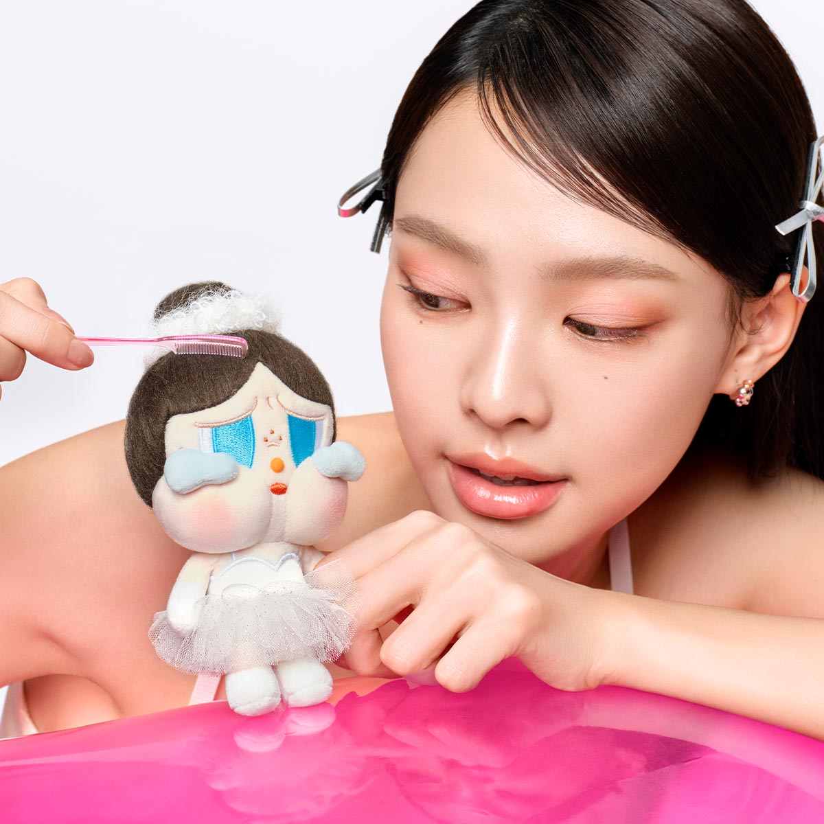 20250718_181942_574503____scene_2_crybaby-shiny-shiny-series-plush-pendant-blister-pack_plush-toys_details_popmart-us_____1200x1200.jpg